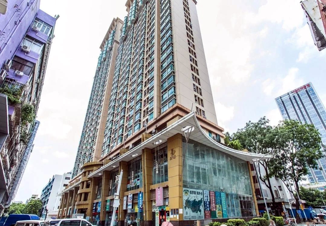 福田區(qū)振興路南金茂禮都B棟22M房產