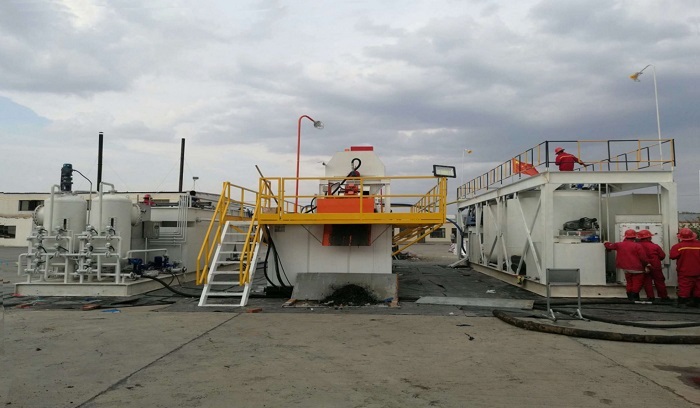 含污油泥處理成套設(shè)備現(xiàn)場(chǎng)